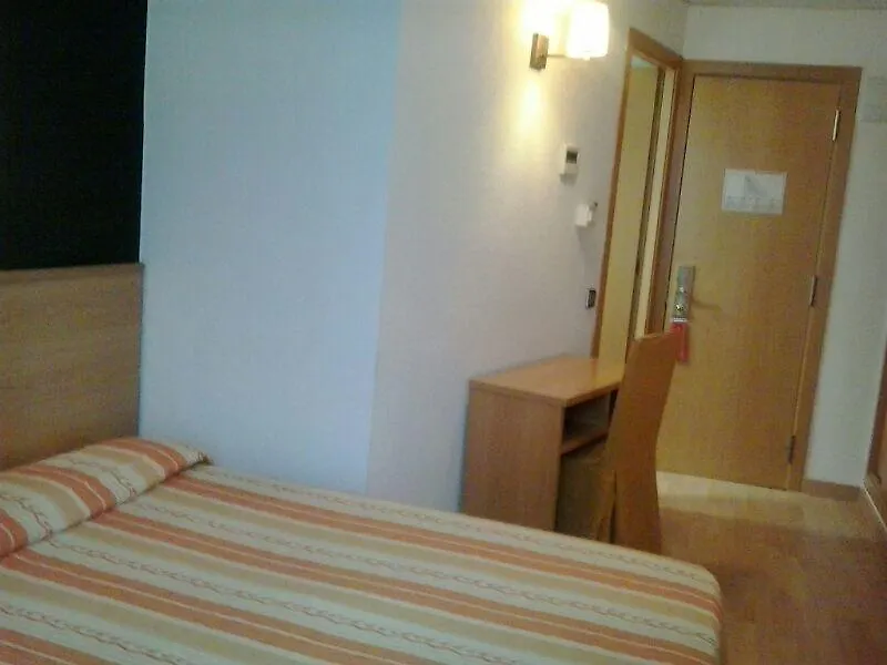 Hotel Mar Ski Бланес